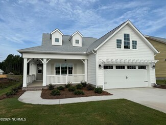 23 N Flicker Meadows Ct, Hampstead, NC 28443