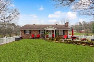 130 Hillcrest Rd, Bowling Green, KY 42103