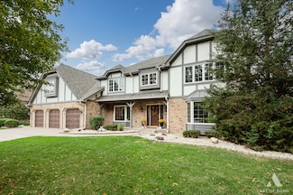 3112 Turnberry Rd, Saint Charles, IL 60174