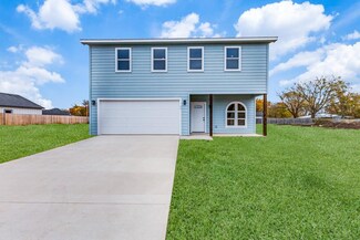 312 N Helton St, Randolph, TX 75475