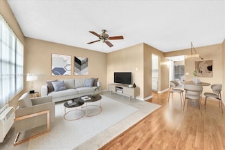 13500 SW 1st St Unit 307U, Pembroke Pines, FL 33027