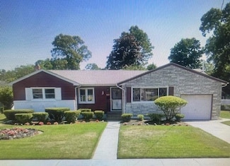 121 Hudson Ave, Roosevelt, NY 11575