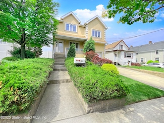 164 Lee Ave, Staten Island, NY 10307