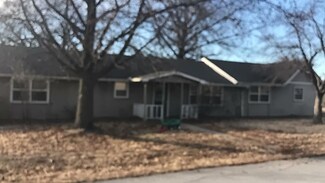 508 E Wells St, Carl Junction, MO 64834