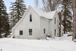 8063 W State St, Central Lake, MI 49622