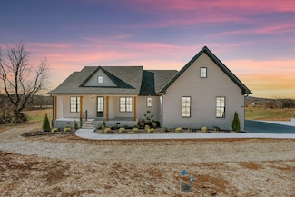 199 Cojohodo Ct, McMinnville, TN 37110