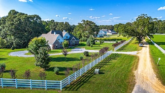 1483 Grantham Rd, Sumrall, MS 39482
