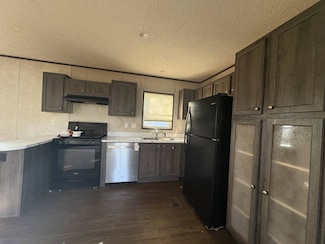 113 Park Estate Ave, Pontiac, IL 61764