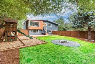 925 Pickett Ave NE, North Bend, WA 98045