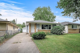 1365 Beech St, Saint Paul, MN 55106