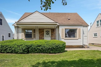 25603 Fortuna St, Roseville, MI 48066
