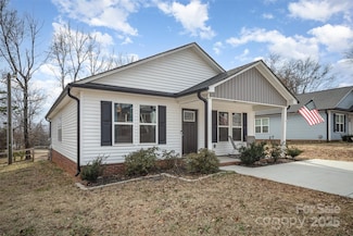 1140 Roberts St, China Grove, NC 28023