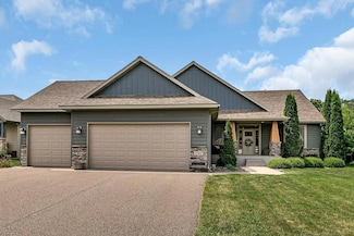 944 Cove Ct NW, Sauk Rapids, MN 56379