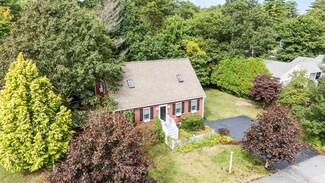 5 Lynne Rd, Wareham, MA 02571