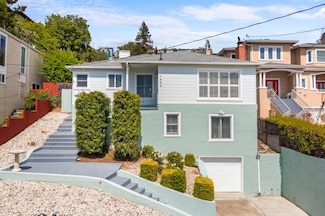 7968 Michigan Ave, Oakland, CA 94605