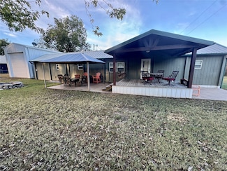 247 Kiamichi Rd, Eufaula, OK 74432