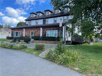 185 E Lake Blvd Unit 1, Mahopac, NY 10541