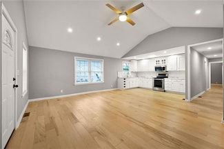 1314 N Pleasant St, Independence, MO 64050