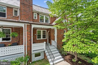 2438 39th Place NW, Washington, DC 20007