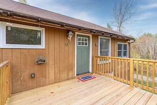 304 Old Henniker Rd, Hillsborough, NH 03244