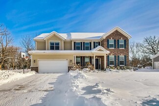 106 Flint Creek Ct, Hawthorn Woods, IL 60047