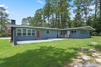 15 Pine Valley Cir, Moultrie, GA 31768
