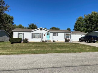 400 Cool Evening Rd, Cloverdale, IN 46120