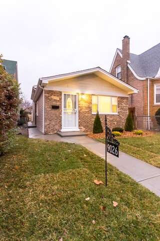 9026 S Aberdeen St, Chicago, IL 60620