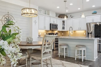833 Harborside Dr, Hardeeville, SC 29927