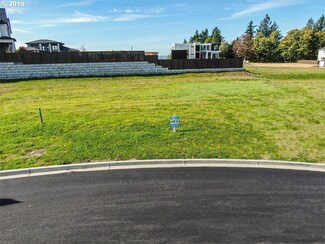 4420 NW Paddock Ln, Camas, WA 98607