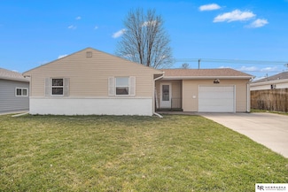 1819 E 20th St, Fremont, NE 68025