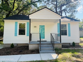 1209 Toisnot Ave NE, Wilson, NC 27893