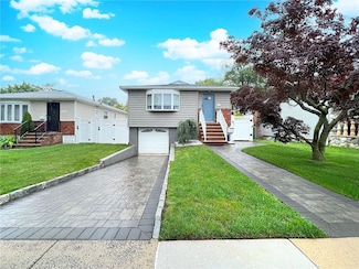 21 Stroud Ave, Staten Island, NY 10312