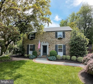 554 Twickenham Rd, Glenside, PA 19038