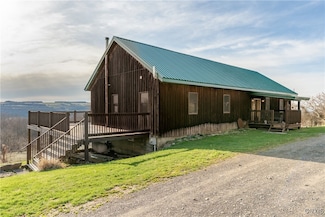 6395 E Hill Rd, Munnsville, NY 13409