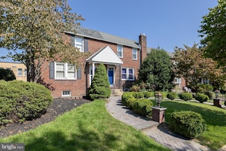 11 Dowling Ave, Audubon, NJ 08106