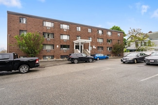 44 Lafayette Ave Unit 404, Chelsea, MA 02150