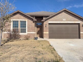 7323 La Escolara Ranch Rd, Gardendale, TX 79758