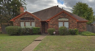 2250 Waverly Dr, Lancaster, TX 75146