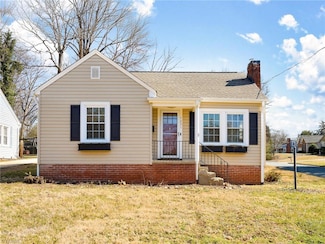 1231 Ebert St, Winston Salem, NC 27103