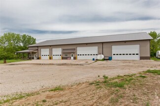 2393 Mabie Rd, Ely, IA 52227