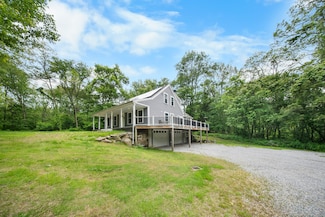 108 Hamburg Rd, Old Lyme, CT 06371