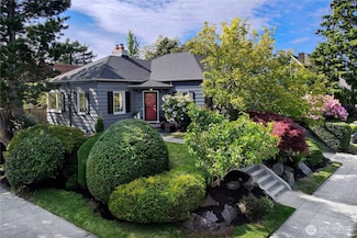 1635 46th Ave SW, Seattle, WA 98116