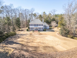 205 Wood Ridge Rd, Starkville, MS 39759