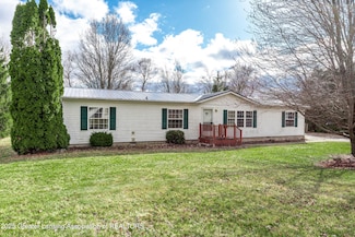 388 E 1st St, Ovid, MI 48866