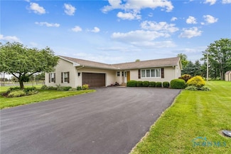 175 Jackson St, Cygnet, OH 43413