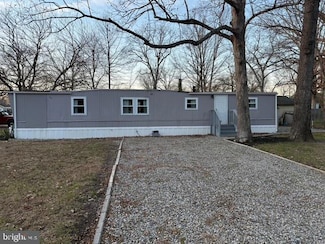 34 Briarwood Ln, Pittsgrove, NJ 08318