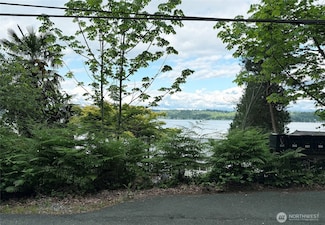 445 W Lake Sammamish Pkwy SE, Bellevue, WA 98008