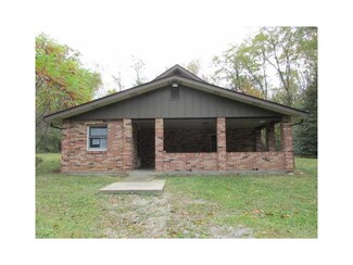 335 Hickory Ave, Derry, PA 15627