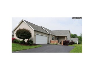 249 Palmer Cir NE Unit 249, Warren, OH 44484